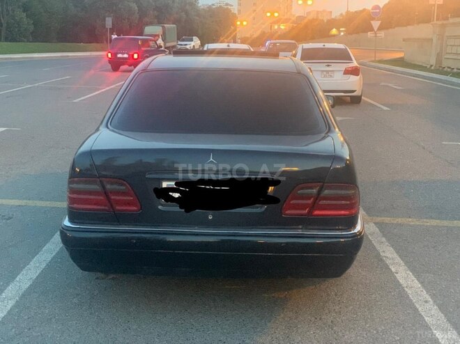 Mercedes E 240 1998, 347,500 km - 2.4 l - Bakı