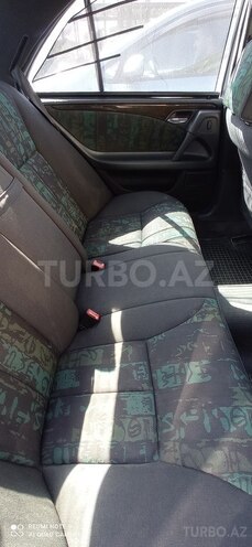 Mercedes E 240 1998, 347,500 km - 2.4 l - Bakı