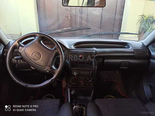 Opel Astra 1994, 299,800 km - 1.8 l - Bakı