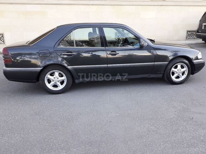 Mercedes C 180 1995, 274,200 km - 1.8 л - Bakı