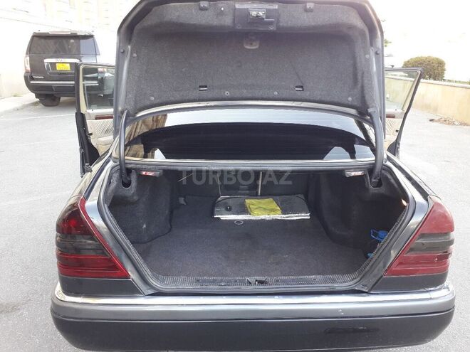 Mercedes C 180 1995, 274,200 km - 1.8 л - Bakı