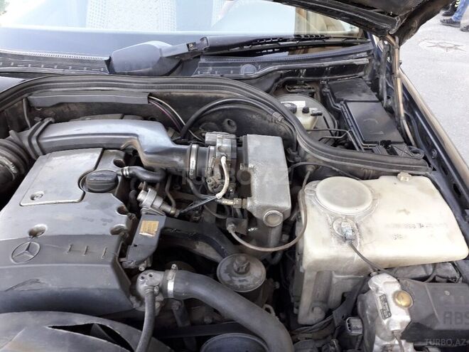 Mercedes C 180 1995, 274,200 km - 1.8 л - Bakı
