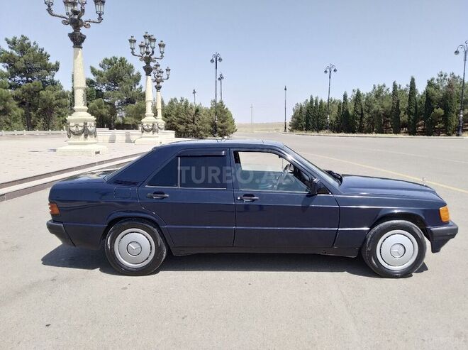 Mercedes 190 1990, 26,900 km - 1.8 l - Gəncə
