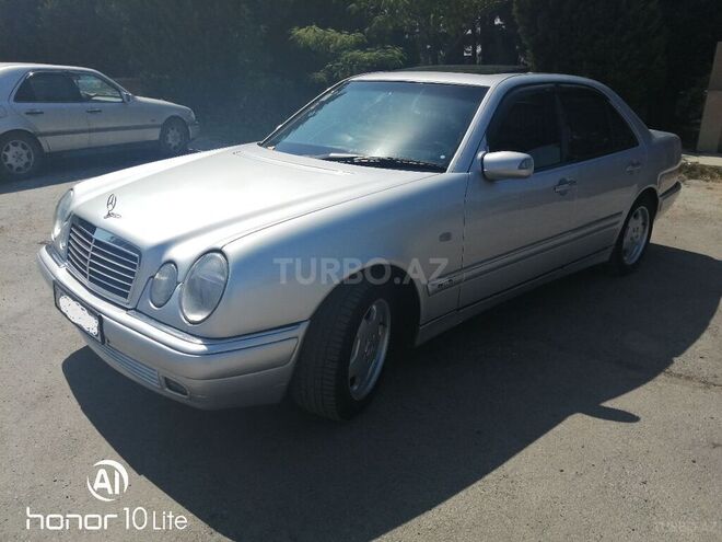 Mercedes E 240 1997, 465,389 km - 2.4 l - Sumqayıt