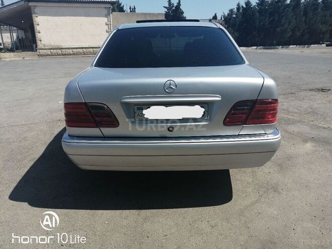 Mercedes E 240 1997, 465,389 km - 2.4 l - Sumqayıt