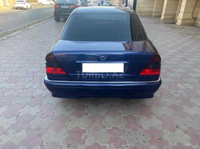 Mercedes C 220 1998, 282,000 km - 2.2 l - Bakı
