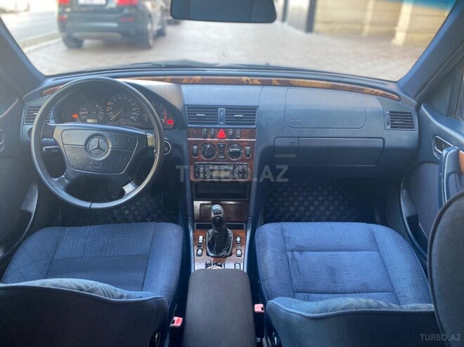 Mercedes C 220 1998, 282,000 km - 2.2 l - Bakı
