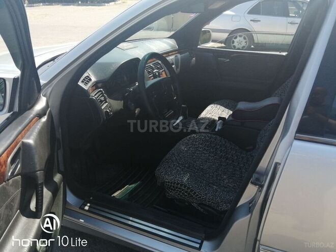 Mercedes E 240 1997, 465,389 km - 2.4 l - Sumqayıt