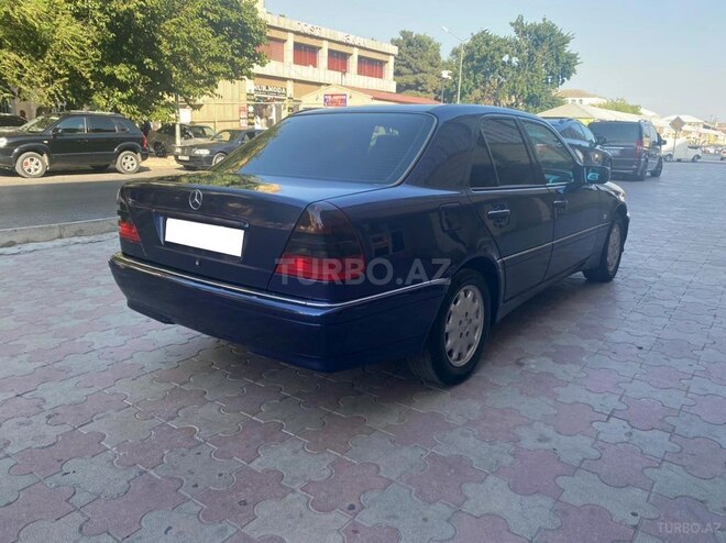 Mercedes C 220 1998, 282,000 km - 2.2 l - Bakı