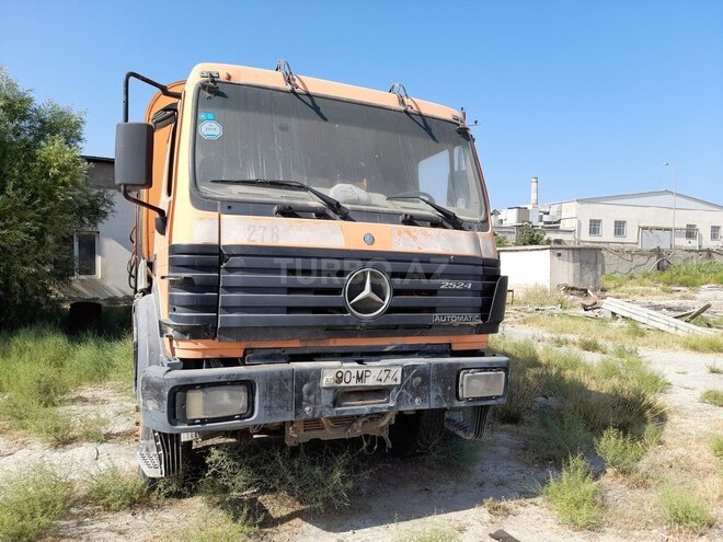 Mercedes Atego 2528 1995, 500,000 km - 6.3 l - Sumqayıt