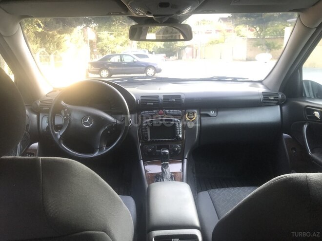 Mercedes C 200 2001, 219,000 km - 2.0 l - Bakı