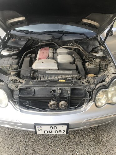 Mercedes C 200 2001, 219,000 km - 2.0 l - Bakı