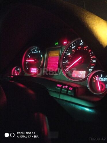 Audi A4 2003, 386,000 km - 1.8 л - Bakı