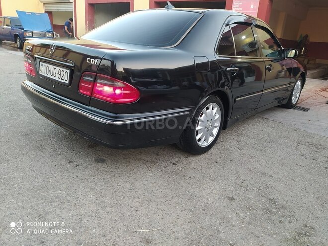 Mercedes E 220 2000, 34,889 km - 2.2 l - Sumqayıt