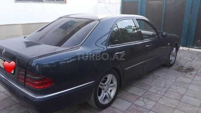 Mercedes E 220 1998, 232,803 km - 2.2 л - Salyan