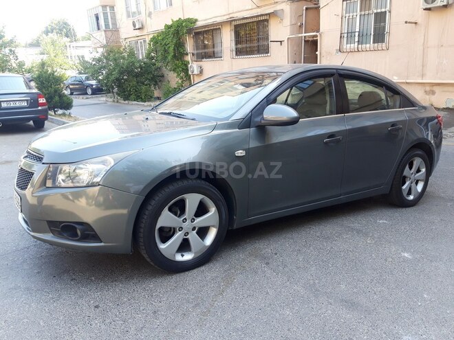 Chevrolet Cruze 2010, 235,000 km - 1.8 l - Bakı