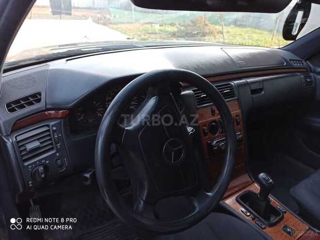 Mercedes E 200 1997, 400,000 km - 2.0 l - Masallı