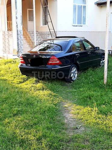 Mercedes C 240 2002, 273,000 km - 2.4 l - Mingəçevir