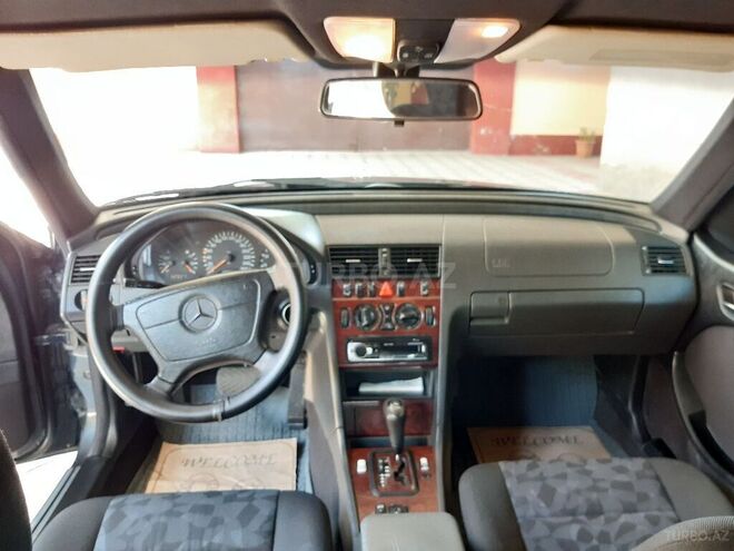 Mercedes C 240 1998, 352,421 km - 2.4 l - Biləsuvar
