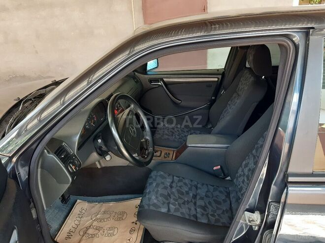 Mercedes C 240 1998, 352,421 km - 2.4 l - Biləsuvar