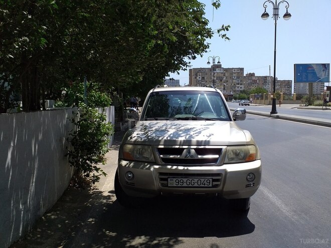 Mitsubishi Pajero 2006, 174,000 km - 3.0 л - Bakı