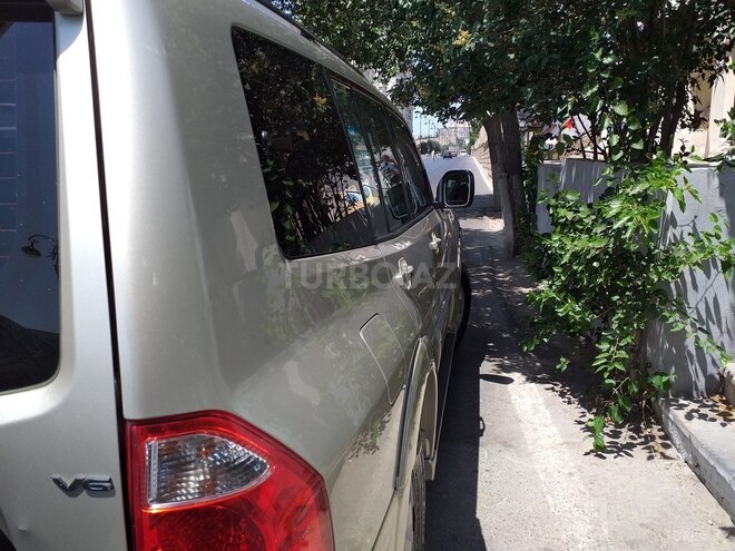 Mitsubishi Pajero 2006, 174,000 km - 3.0 л - Bakı