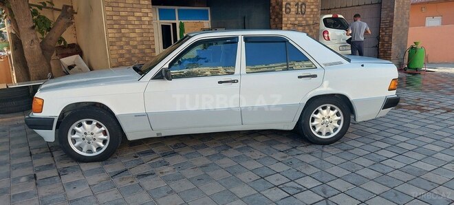 Mercedes 190 1991, 320,000 km - 2.0 l - Bakı