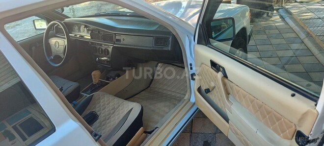 Mercedes 190 1991, 320,000 km - 2.0 l - Bakı