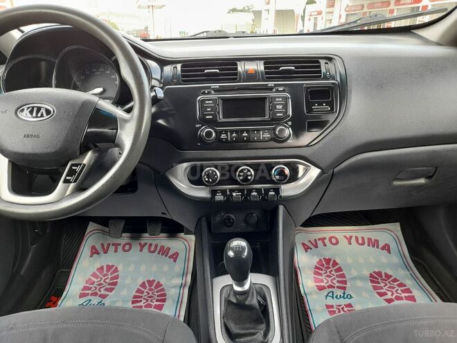 Kia Rio 2011, 198,000 km - 1.4 l - Gəncə