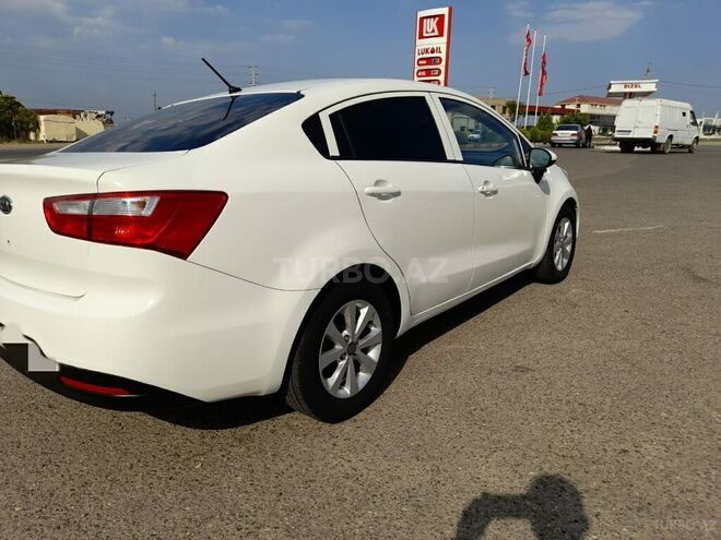 Kia Rio 2011, 198,000 km - 1.4 l - Gəncə
