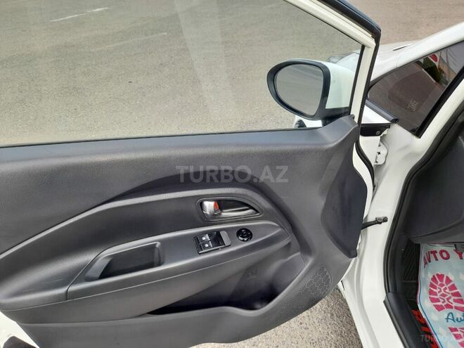 Kia Rio 2011, 198,000 km - 1.4 l - Gəncə