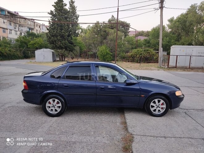 Opel Vectra 1996, 297,014 km - 1.6 l - Sumqayıt