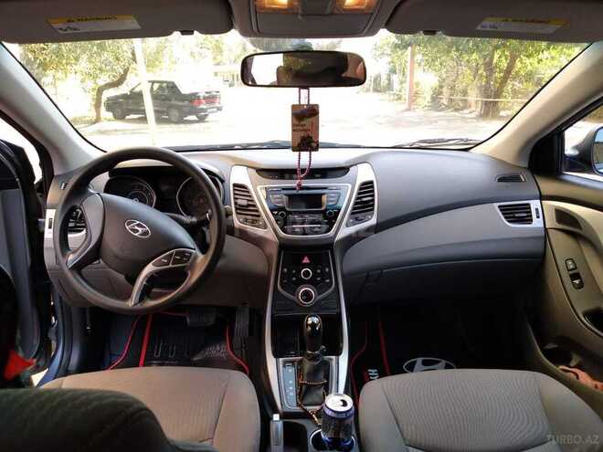 Hyundai Elantra 2015, 95,000 km - 1.8 l - Sabirabad