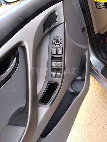 Hyundai Elantra 2015, 95,000 km - 1.8 l - Sabirabad