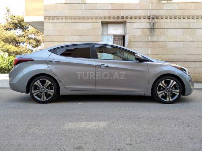 Hyundai Elantra 2015, 95,000 km - 1.8 l - Sabirabad