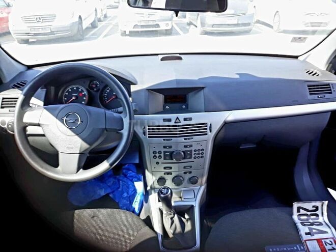 Opel Astra 2009, 126,000 km - 1.4 l - Bakı