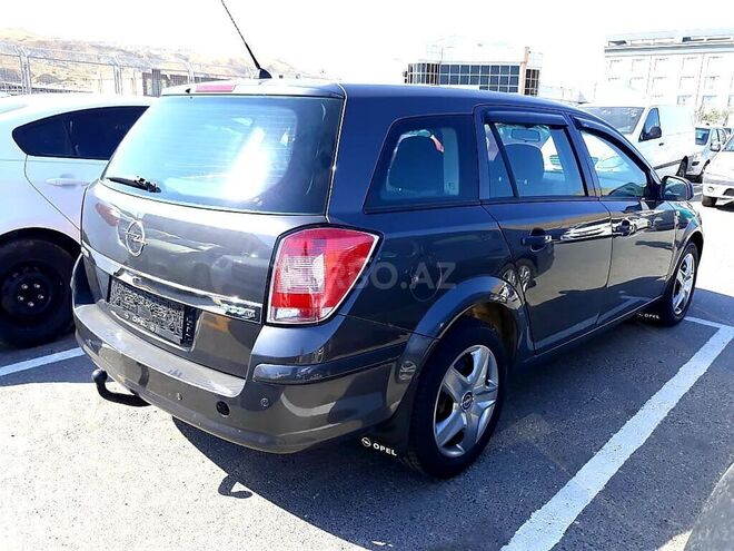 Opel Astra 2009, 126,000 km - 1.4 l - Bakı