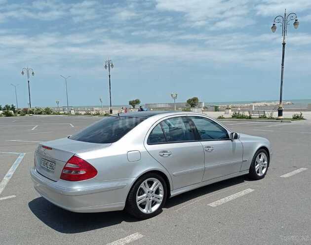 Mercedes E 320 2003, 247,821 km - 3.2 l - Bakı