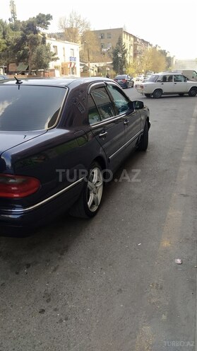Mercedes E 230 1996, 371,000 km - 2.3 l - Bakı