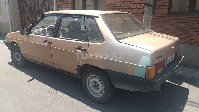 LADA (VAZ) 21099 2000, 400,000 km - 1.5 l - Zaqatala