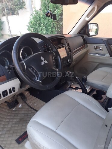 Mitsubishi Pajero 2008, 197,000 km - 3.0 л - Bakı