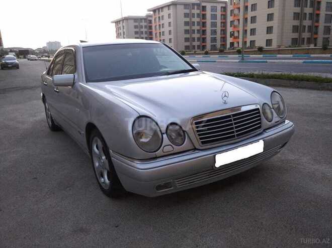 Mercedes E 320 1999, 295,000 km - 3.2 l - Bakı