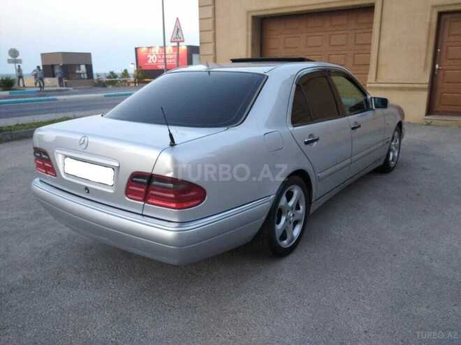 Mercedes E 320 1999, 295,000 km - 3.2 l - Bakı