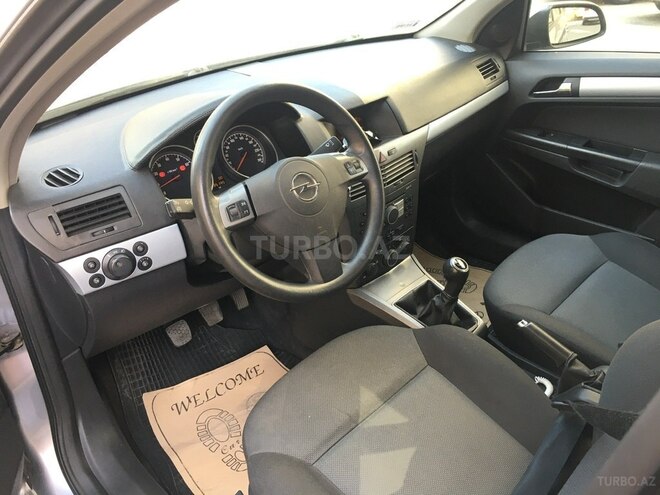 Opel Astra 2005, 135,100 km - 1.4 л - Bakı