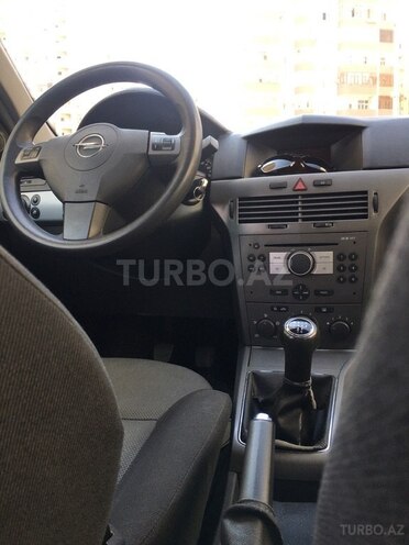 Opel Astra 2005, 135,100 km - 1.4 л - Bakı