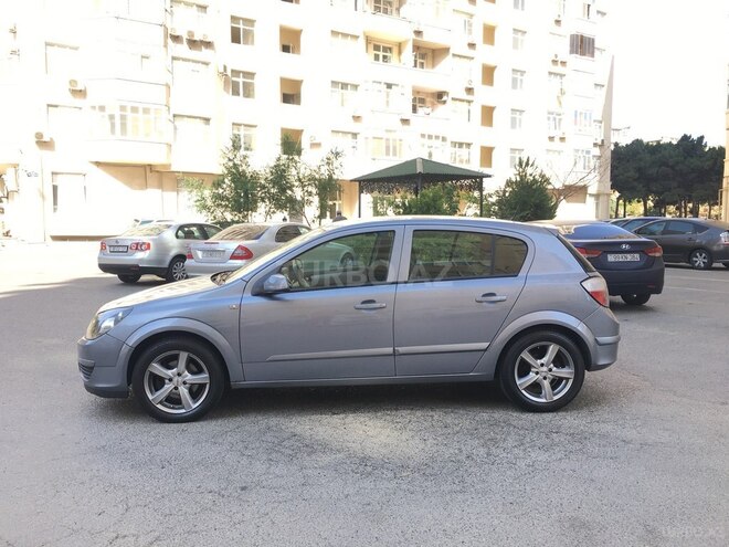 Opel Astra 2005, 135,100 km - 1.4 л - Bakı