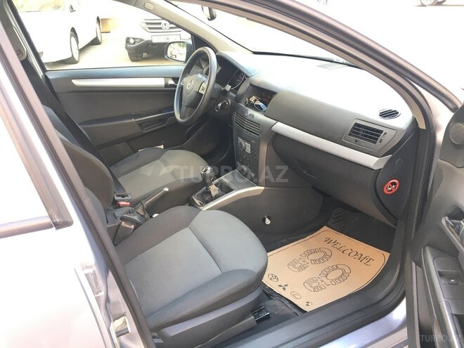 Opel Astra 2005, 135,100 km - 1.4 л - Bakı