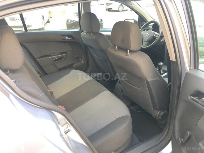 Opel Astra 2005, 135,100 km - 1.4 л - Bakı