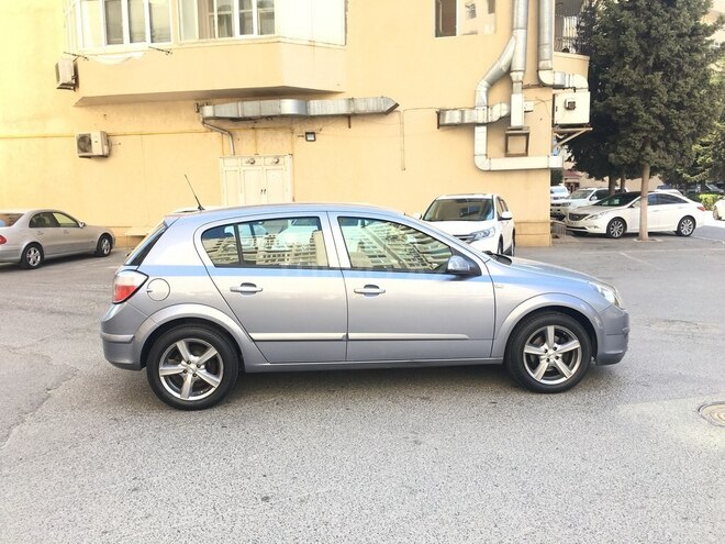 Opel Astra 2005, 135,100 km - 1.4 л - Bakı