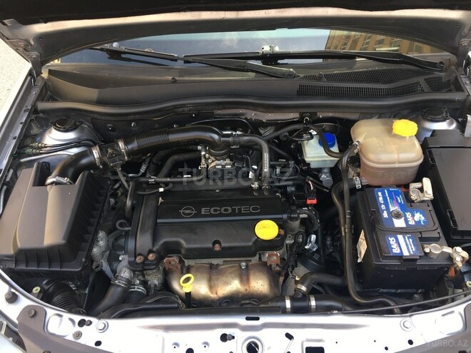 Opel Astra 2005, 135,100 km - 1.4 л - Bakı